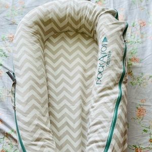 Dockatot Deluxe + Dock in Silver Lining Chevron